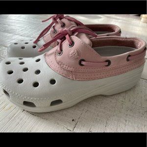 CROCS ISLANDER PIT CREW DUCK SHOES LIGHT PINK  10 W